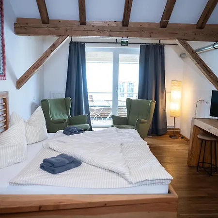 Alte Kass Hotel&kaffeehaus * Neidlingen