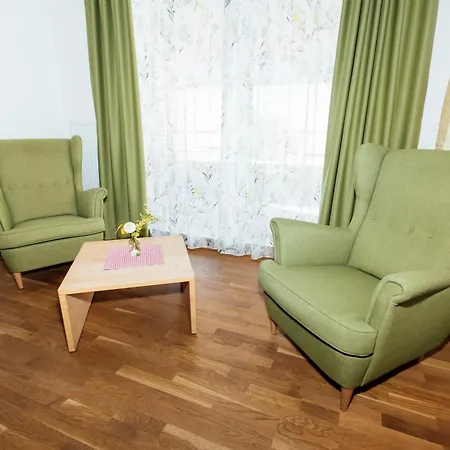 Alte Kass & Kaffeehaus Hotel Neidlingen