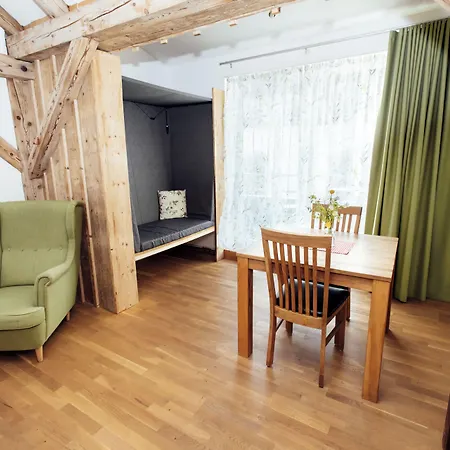 Alte Kass & Kaffeehaus فندق Neidlingen